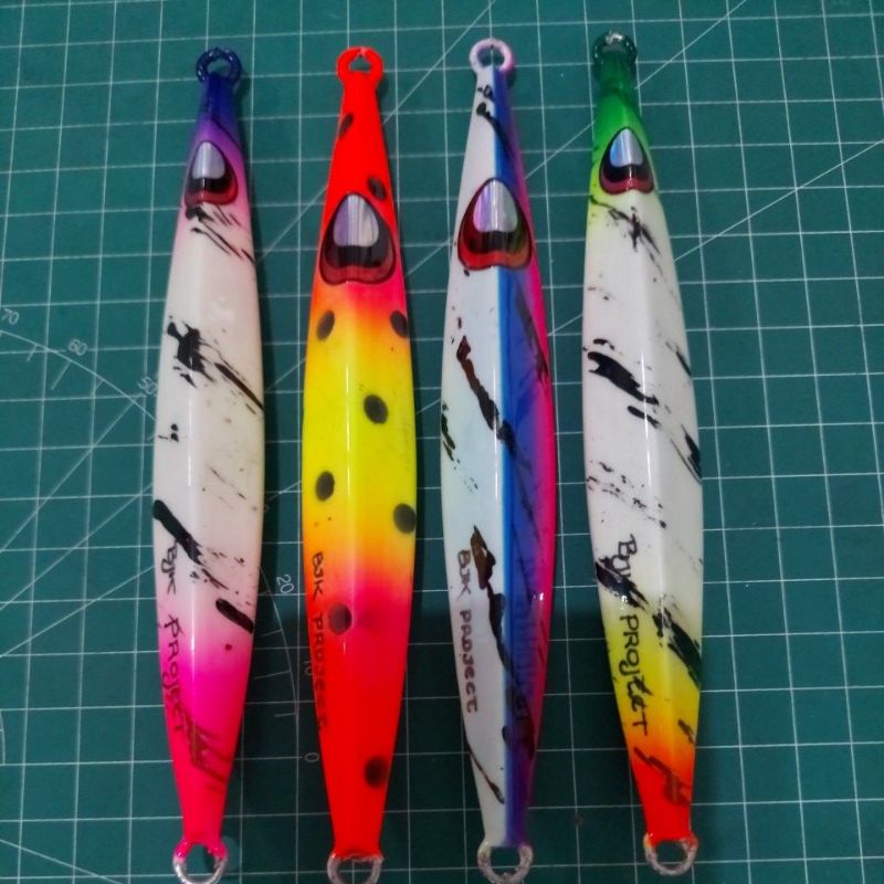 METAL JIG TOKAYO III/ SITENKIBA 500g FULL GID UMPAN PANCING