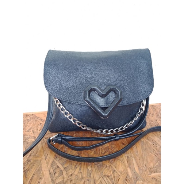 preloved tas Sling lovecat