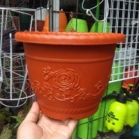 Pot Shallom Kb Glory 20 Cm Merahbata Motif Pot Plastik 20cm Vas Bunga Pot Tanaman Hias Bukan Tawon 20 Pot Tanaman Hias Murah Grosir