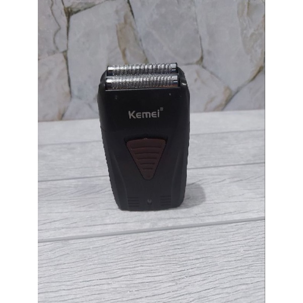 Electric Shaver Cukuran Kumis Cas Kemei ORIGINAL KM 3382