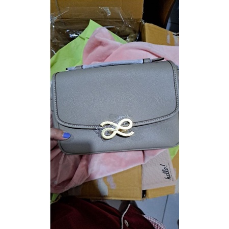 TRAVELER HOUSE OF LITTLE BUNNY