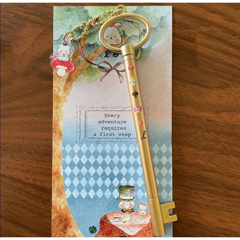 

Littlebunshop Alice's Key Pen Alice Pen Little Bun