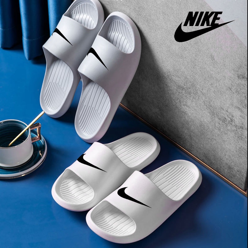 Sendal NIKE Pria Sandal Slide Kamar Mandi Hotel  Empuk Karet Anti Slip Sandal Slop Pria Sandal Rumah Size 40-44 Hitam Biru Hijau Putih