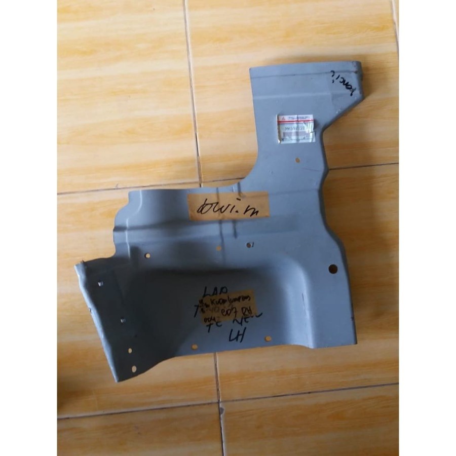 Kuda Lumping / Panel Pijakan Kaki Mitsubishi Canter