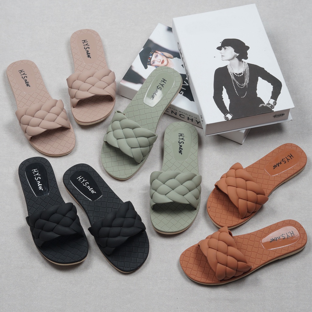 Sandal Slop Wanita Import Queen