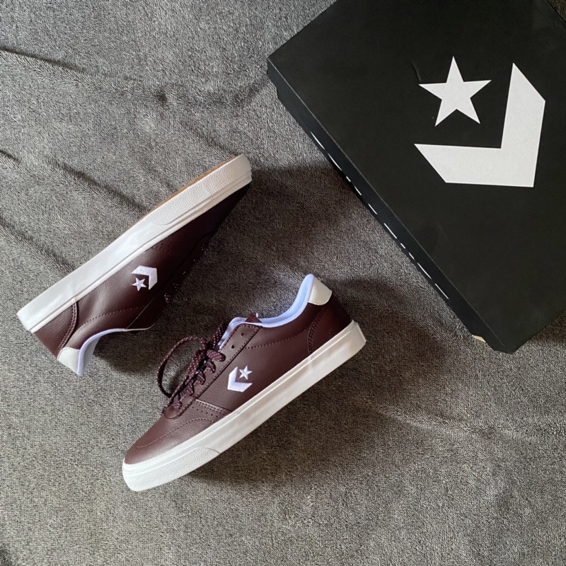 Converse Boulevard Ox Leather Maroon