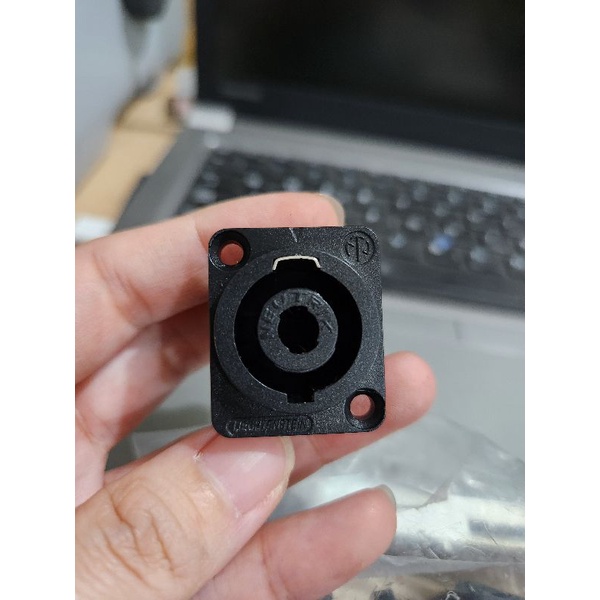 soket spikon hitam neutrik polos , socket spicon hitam polos