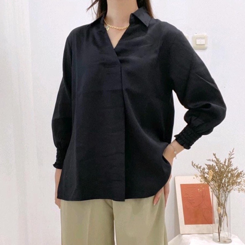 KARA V-NESCK BLOUSE WITH COLLAR / BLOUSE KEMEJA POLOS ATASAN CRINKLE