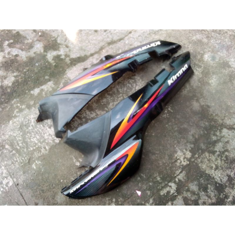 sepasang body bodi belakang Honda kirana original