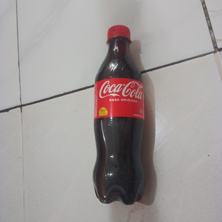 

Minuman COCA COLA Original - 390 ml