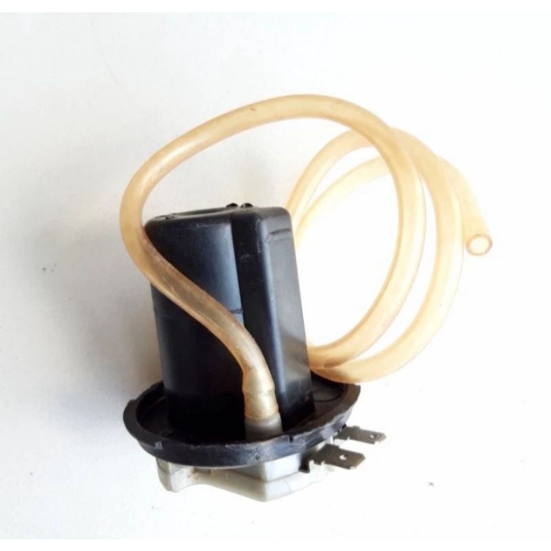Washer Pump Peugeot 505 Pompa Air Wiper 1981 - 1985