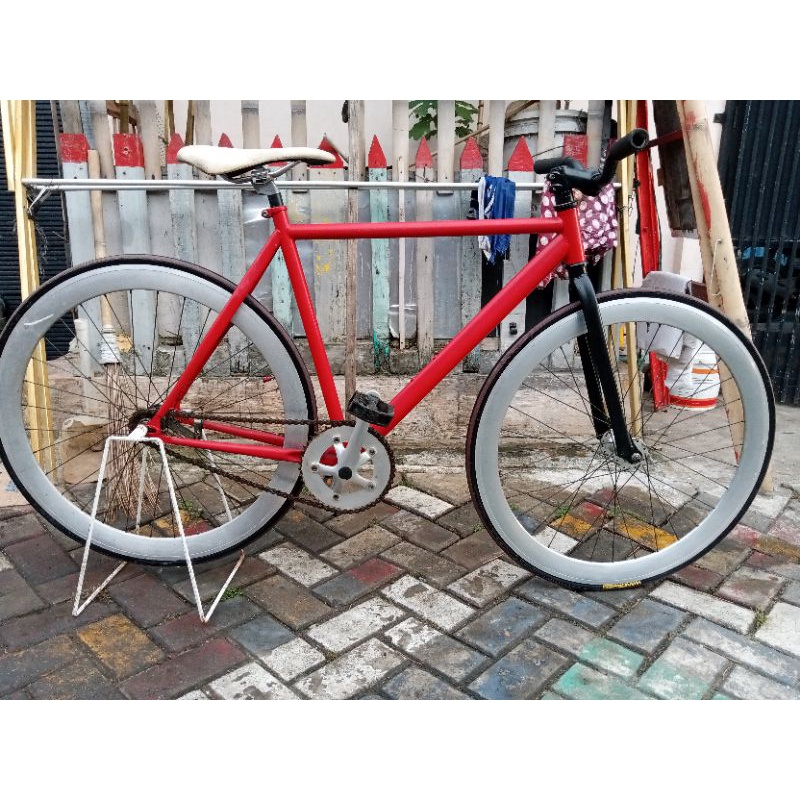 sepeda fixie united soloist 2