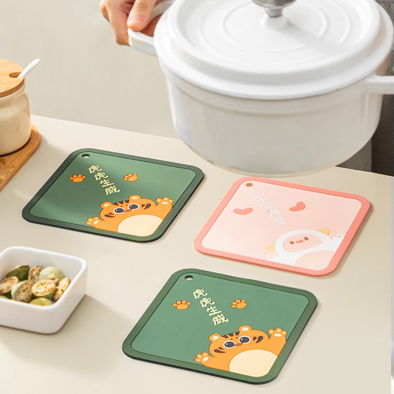 Tatakan Alas Panci Panas Tatakan Gelas Piring Mangkok Lucu Unik Kartun Panda Dekorasi Meja Makan Dapur Resto Bahan Silicone Pad Anti / Tahan Panas Anti Slip Lepek Tebal Kotak / Bulat Anti-Scalding Tea Coaster Bowl Mat