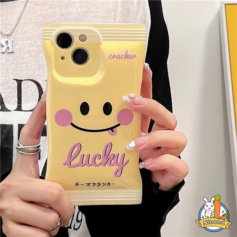 Soft Case Pelindung Penuh Desain Smiley Untuk OPPO A77 A77s A57 A16 A16k A15 A15s A3s A5s A76 A96 A74 A54 A93 A94 A95 A92 A52 A53 A33 A31 A5 A9 A12 F11 F9 Pro Reno 7 6 5 Reno 8Z 7Z 6Z 5Z Penutup Mesin Cuci Ins Korea Smiley Phone Case Protective Cover