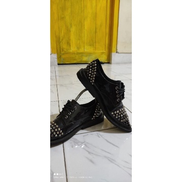sepatu valentino garavani