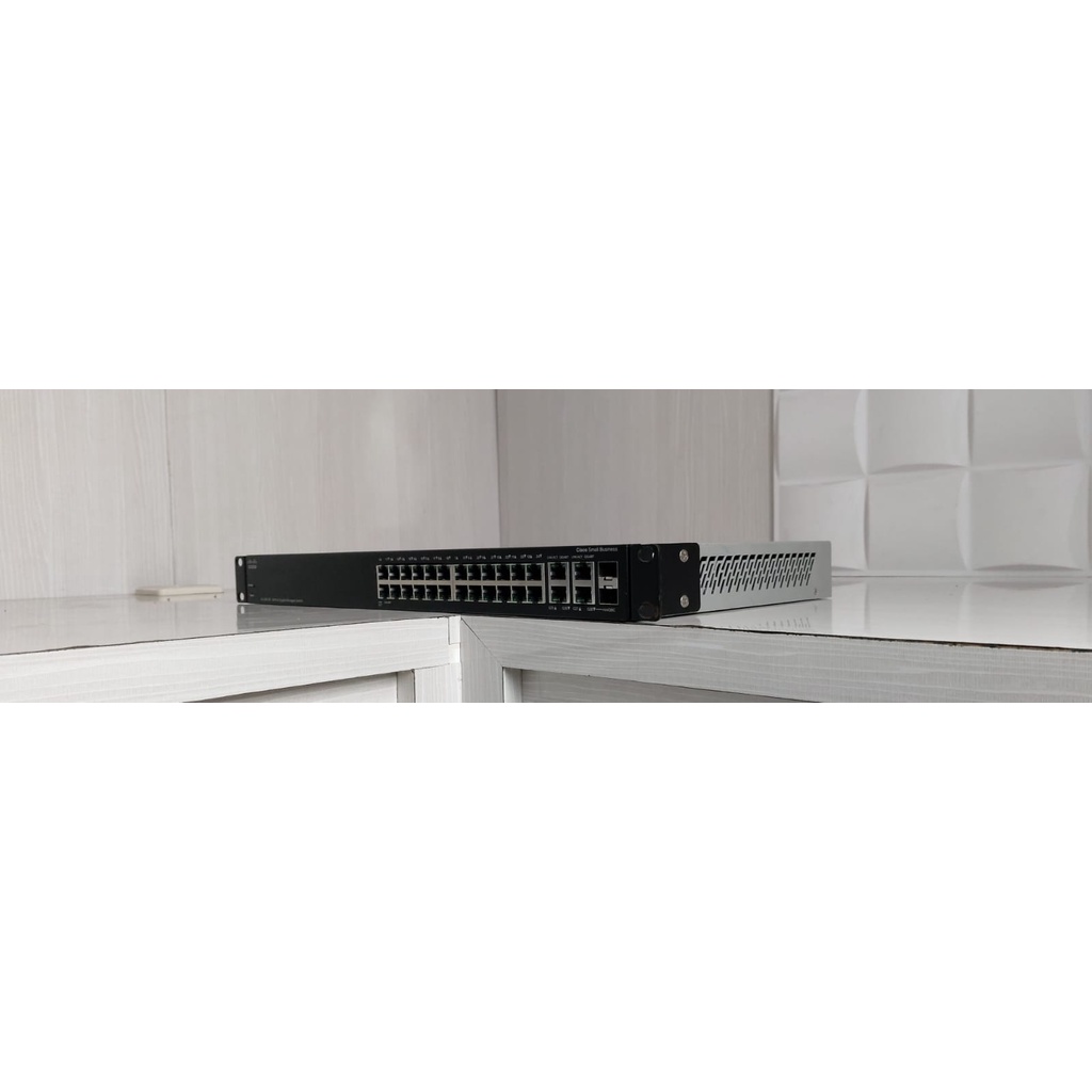 Switch Cisco SG300-28 28 Port Gigabit