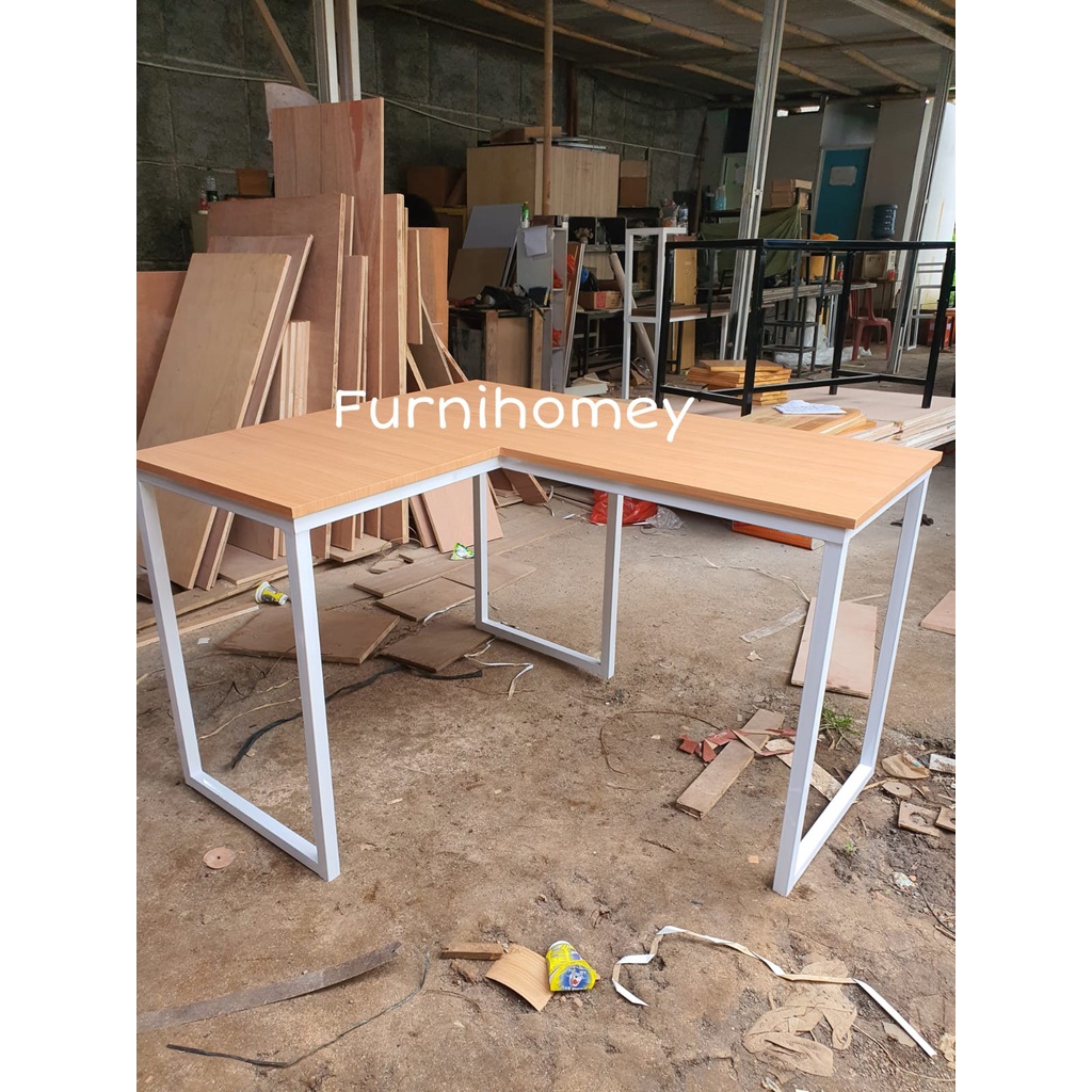 MEJA KERJA KOMPUTER BESI HOLLOW CUSTOM