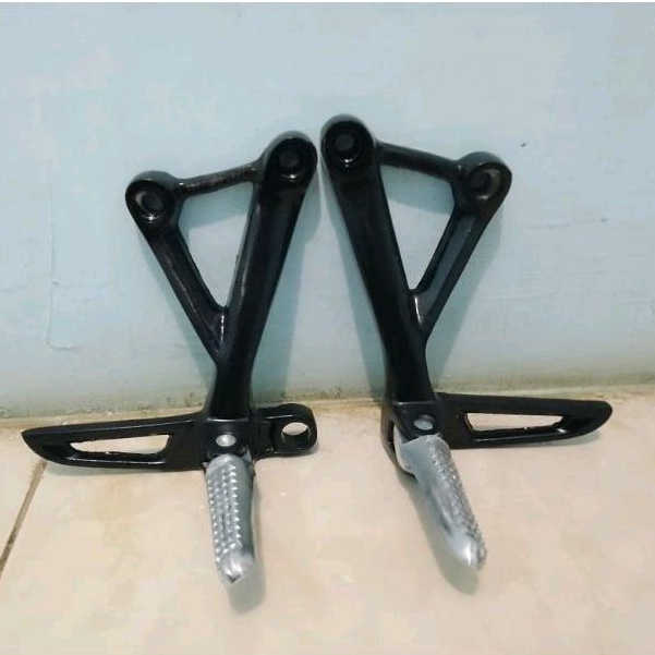POSTEP FOOTSTEP BOSTEP POWER BELAKANG CB 150R OLD,CB 150R LAMA
