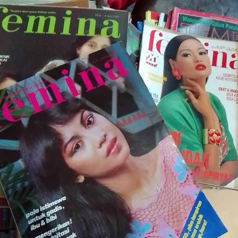 BUKU MAJALAH FEMINA KARTINI SARINAH MATRA  BEKAS