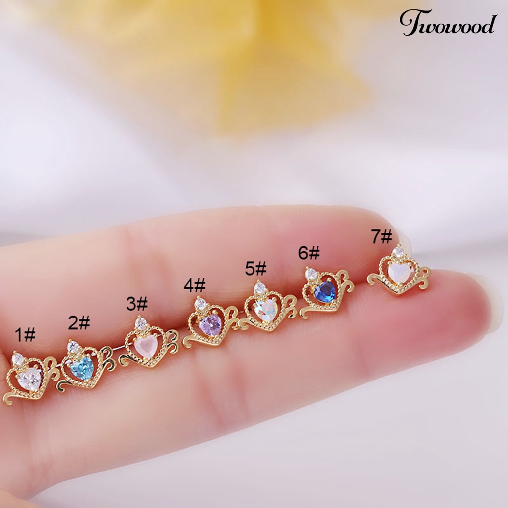 1 Pc Anting Stud Cubic Zirconia Bentuk Hati Model Hollow Untuk Wanita