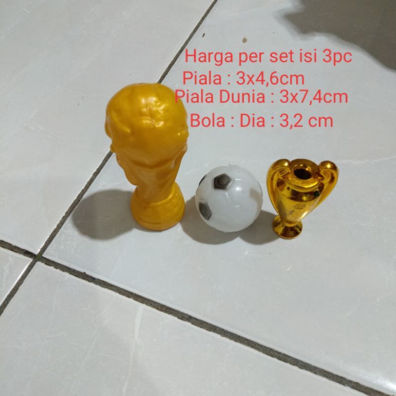Miniatur Sepak Bola Piala Dunia