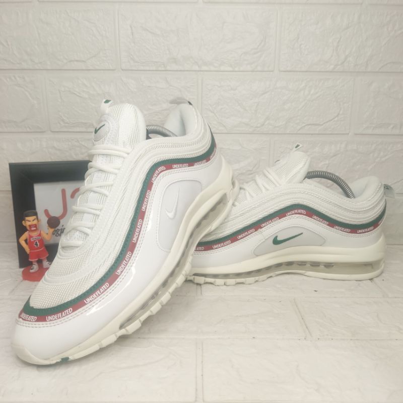 Sepatu Nike Air Max 97 Undefeated White Size 43 In Sole 27,5cm Made in Vietnam Warna Putih