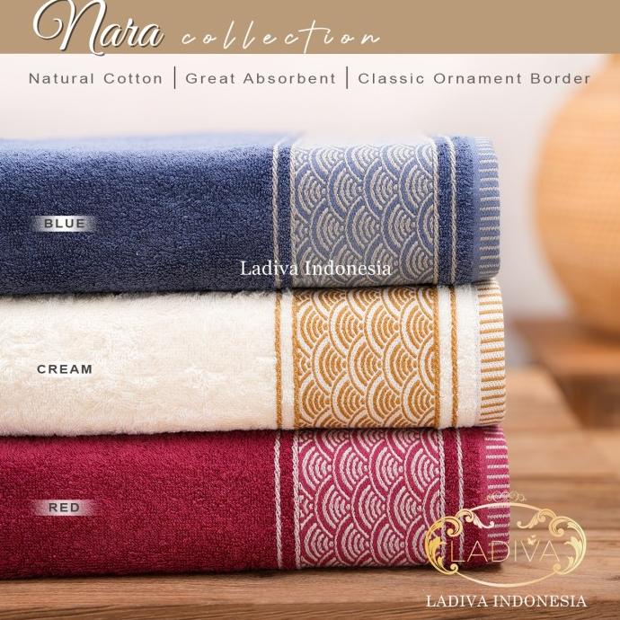 

Souvenir Natal - Premium Single Towel with Custom Bordir + BOX