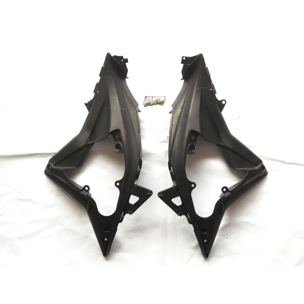 COVER SHROUD RADIATOR SAMBUNGAN BODY BODI SAYAP SET KANAN KIRI HONDA CS1 CS 1 ONE ORIGINAL SECOND LA