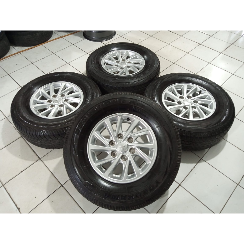 Velg Second Mobil Copotan Pajero  Exceed Ring 16 Pcd 6x139,7 Plus Ban Yokohama