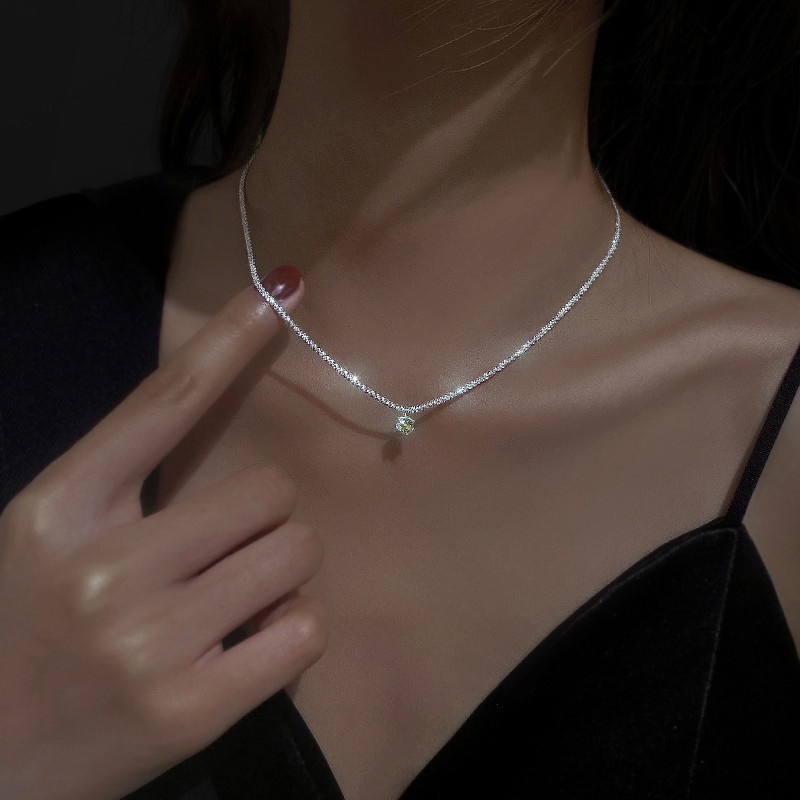 1 Pc Kalung Liontin Bentuk Bintang Aksen Berlian Gaya Vintage Untuk Wanita