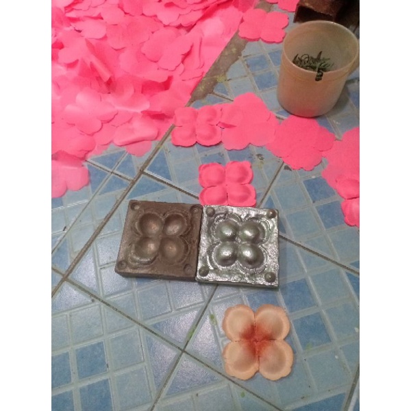 cetakan bunga suyok