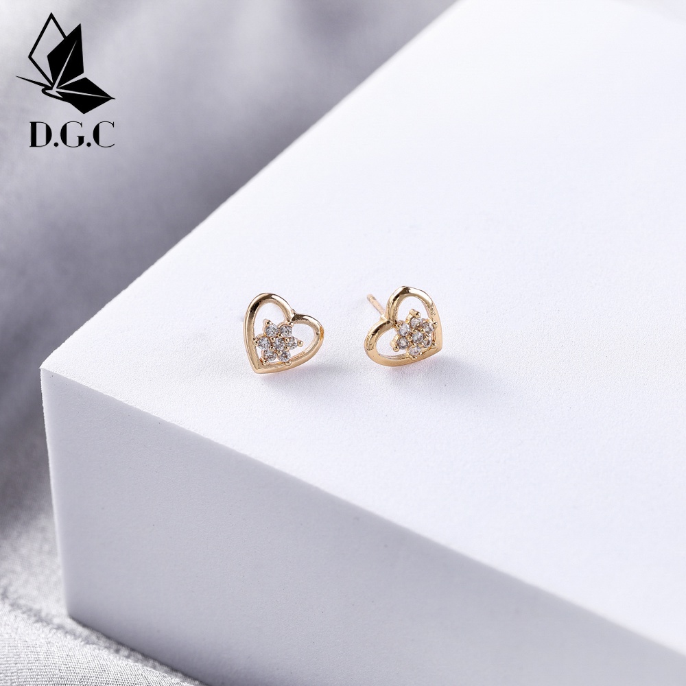 D.G.C✨Anting Titanium Wanita Anti Karat Lapis Emas Berlian Aksesoris Korea Import  Perhiasan Murah D273