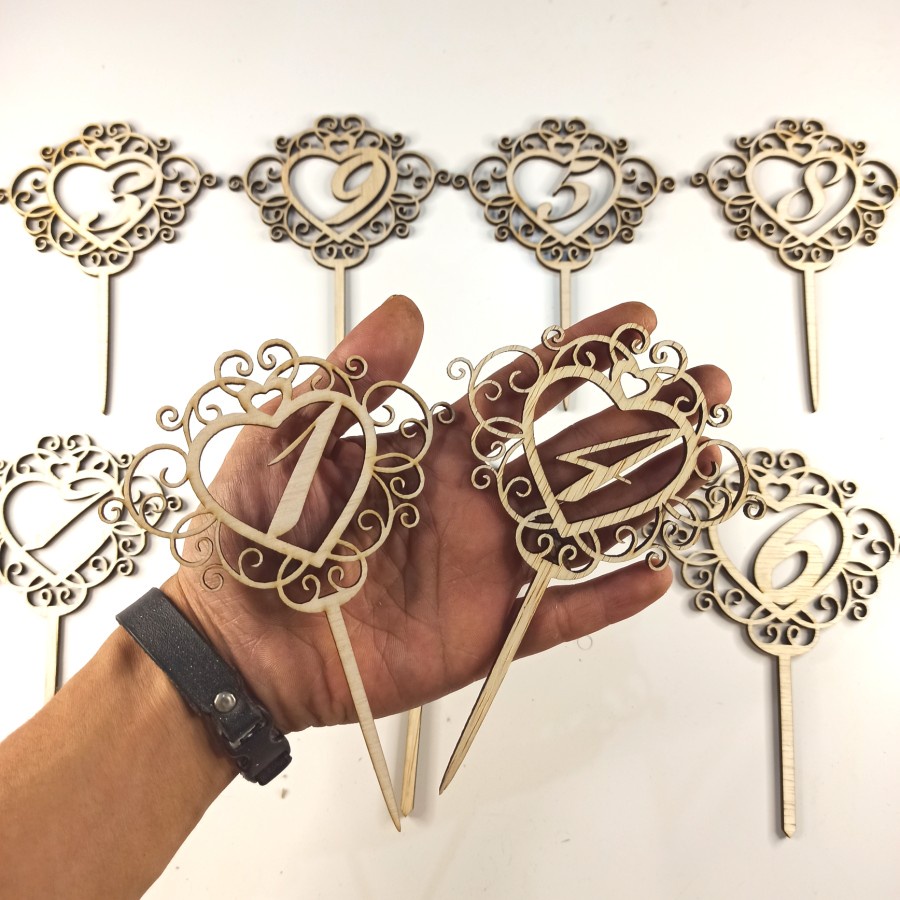 

topper cake birthday