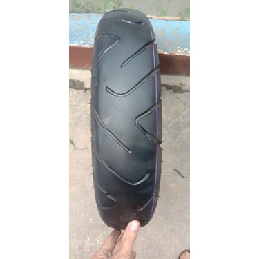 BAN BELAKANG HONDA SCOOPY NEW / SCOOPY DONAT UKURAN 110/90 RING 12