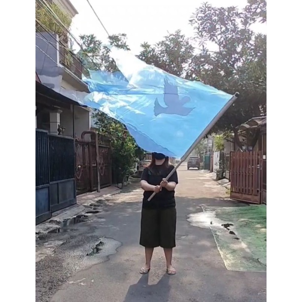Pesanan flag besar Roh Kudus wrn biru lambang merpati 2 layer