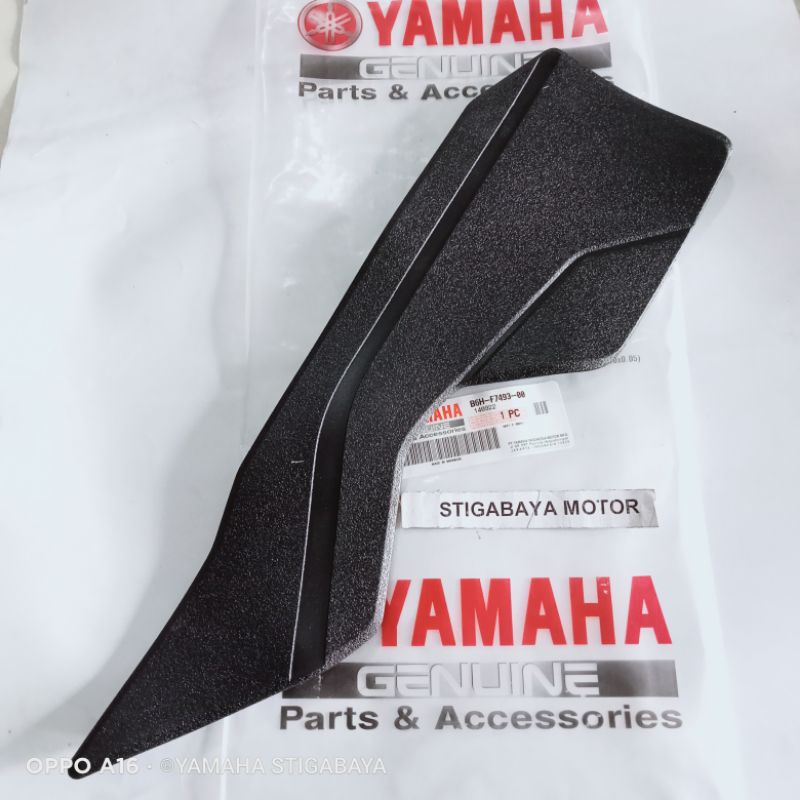 karpet pijakan kaki kiri new nmax karet pijakan Kaki new nmax sebelah kiri original