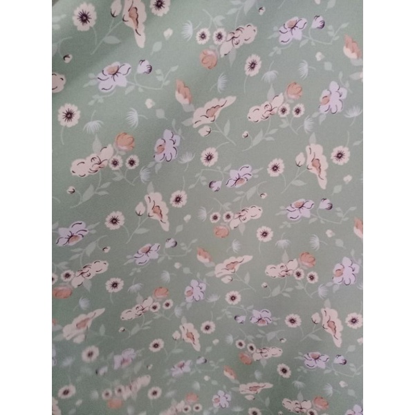 kain shakila motif bunga kecil