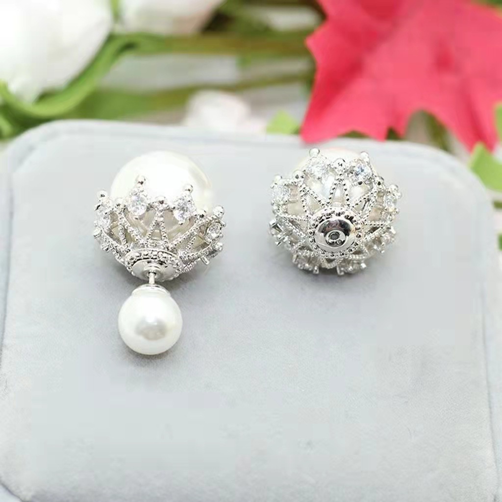 Anting stud Bentuk Mahkota Aksen Mutiara Gaya Retro Korea Untuk Wanita