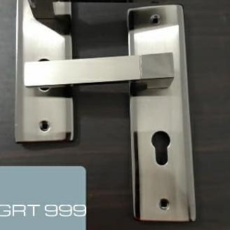 Kunci Pintu Tanggung Sedang Medium GRT - Kotak