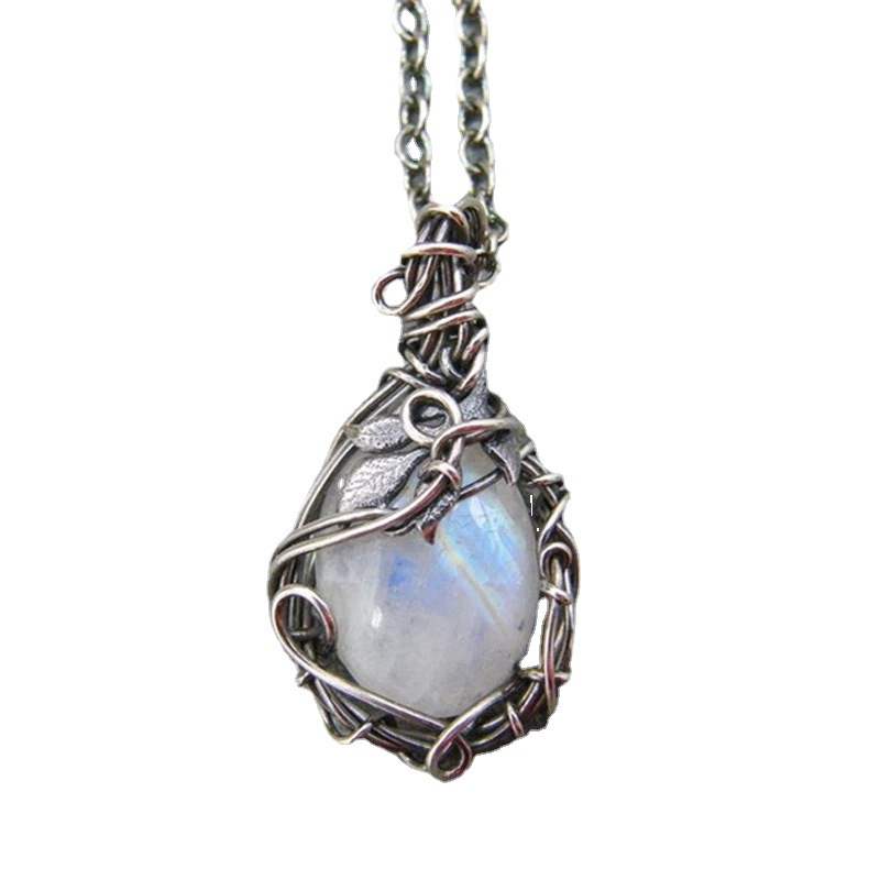 Kalung Dengan Liontin Batu Moonstone Buatan Bentuk Waterdrop Bahan Alloy Rotan Gaya Vintage Untuk Wanita