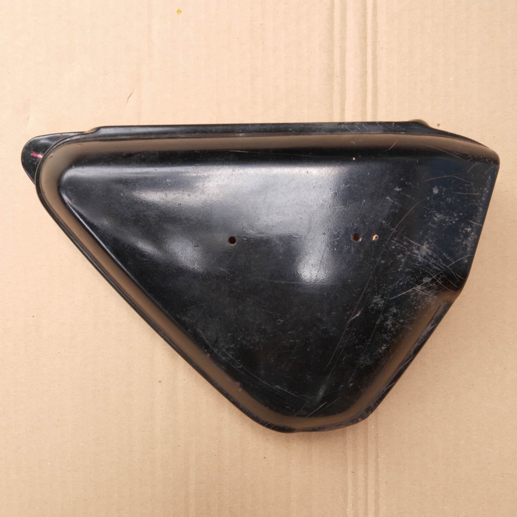 Original box aki side cover Honda CB125 CB100 K0 K1 kancut Ori 107