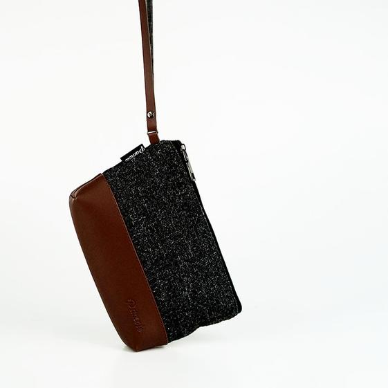 Pamole Pouch Dompet Bahan Kanvas Premium Penutup Resleting Lulu Series - Hitam