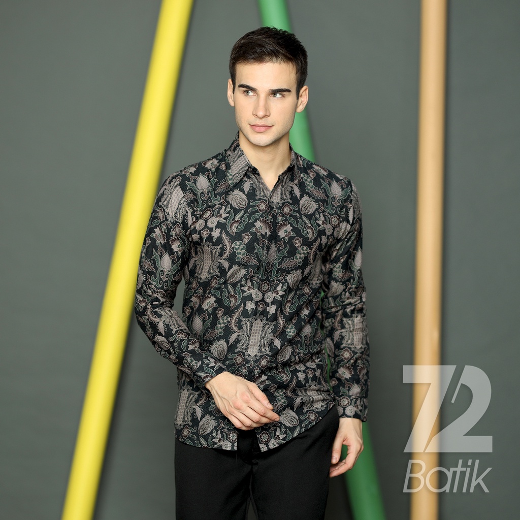 BATIK PRIA LENGAN PANJANG Kemeja Batik Dobby Slimfit Premium Motif Pintu Aceh Warna Hitam 722662 Cap 72 - Baju Kemeja Atasan Pakaian Setelan Batik Pria Cowok Laki Laki Remaja Keluarga Kantor Lengan Panjang Modern Slimfit Slim Fit Premium Kekinian