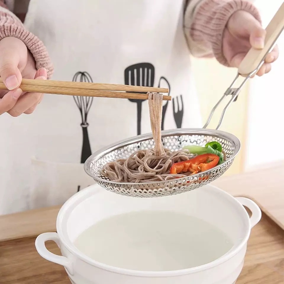 Saringan Tirisan Minyak Penggorengan Saringan Serok Mie Mangkok Dalam Frying Spoon Saringan Goreng Ayam Kentang Daging Serbaguna Stainless Steel TERMURAH TERLARIS