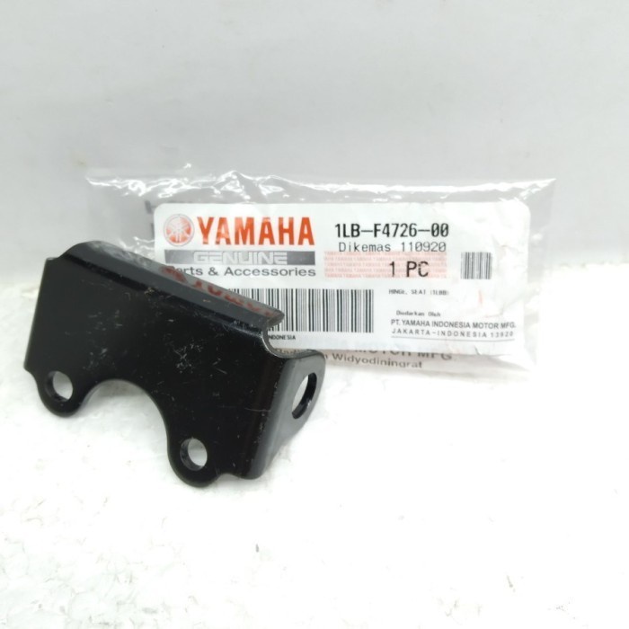 HINGE SEAT ENGSEL JOK DEPAN XEON RC GT AEROX 125 MIO SPORTY SMILE SOUL FINO KARBU ORIGINAL YGP 1LB-F4726-00