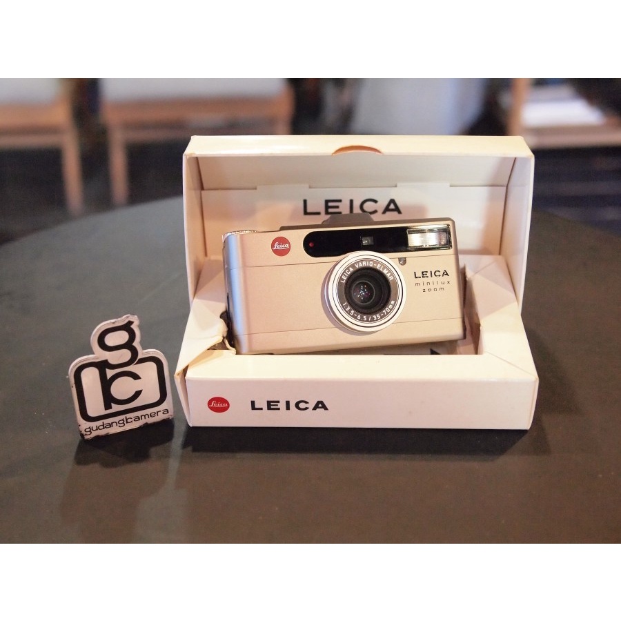 LEICA MINILUX ZOOM - MINT CONDITION