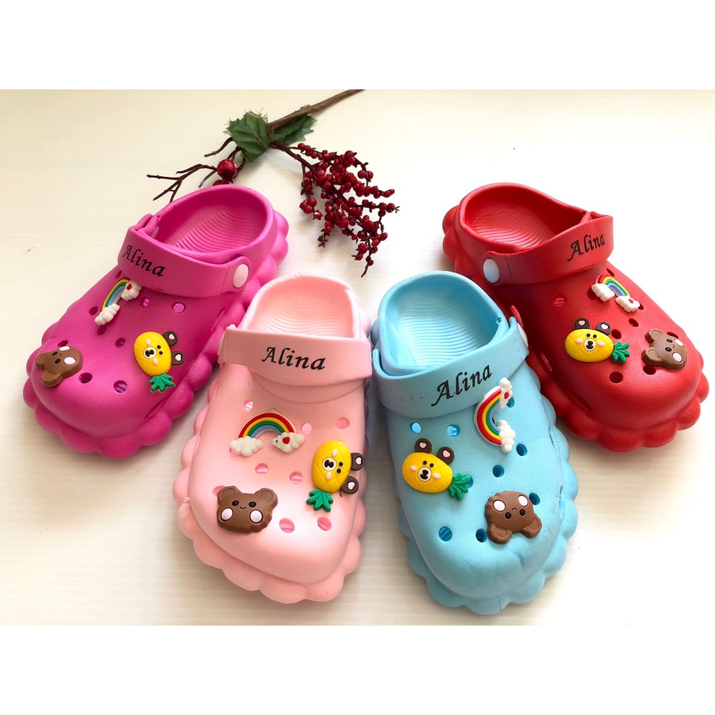 Sandal Sendal Anak Perempuan Usia 2 3 4 Tahun Jibbitz Pelangi Nanas Bahan Karet Import Alina 228-A1