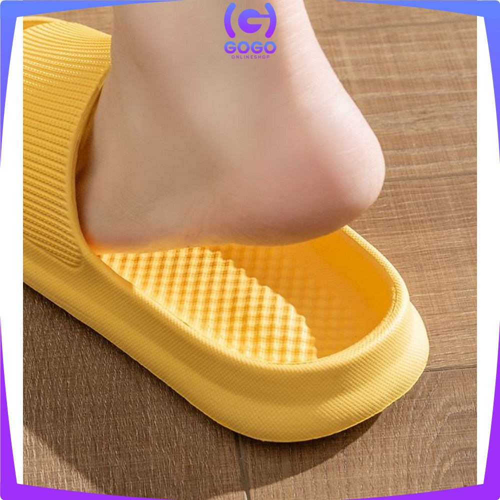 GOGO-S52 Sandal Slop Rumah Hotel Bahan Eva Sendal Karet Kamar Mandi Empuk Anti Slip Sandals Wanita Pria Couple