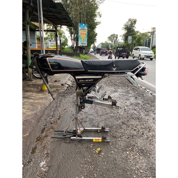 BODI Body Sandangan Set Rangka Kerangka Honda GL 100 GL100 Tatanan Tinggal Naik Shock dan Mesin