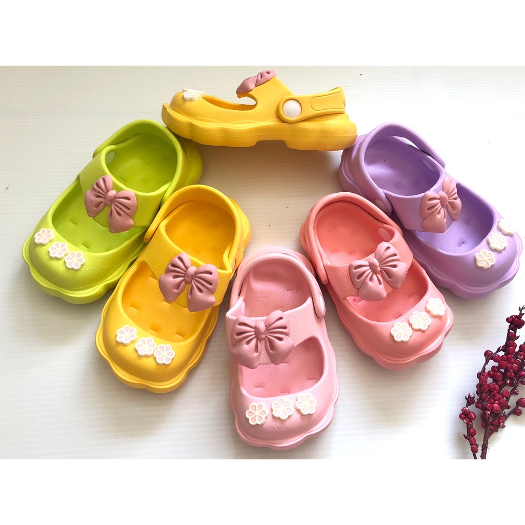 Sandal Anak Perempuan Import Usia 0 1 2 3 4 Tahun Pita Bunga Kecil